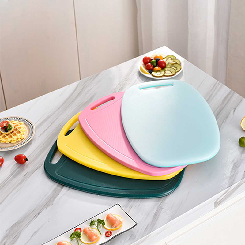 Peach-Shaped Carved Cutting Board