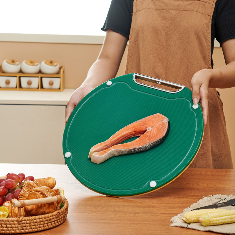 Round Rotating Cutting Board