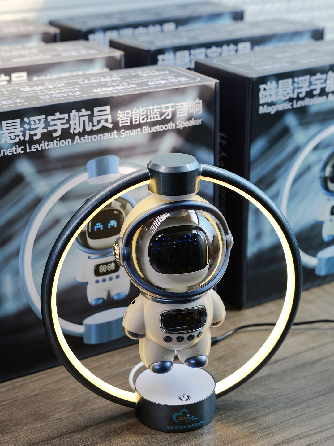 Astronaut Bluetooth Speaker - product view 10