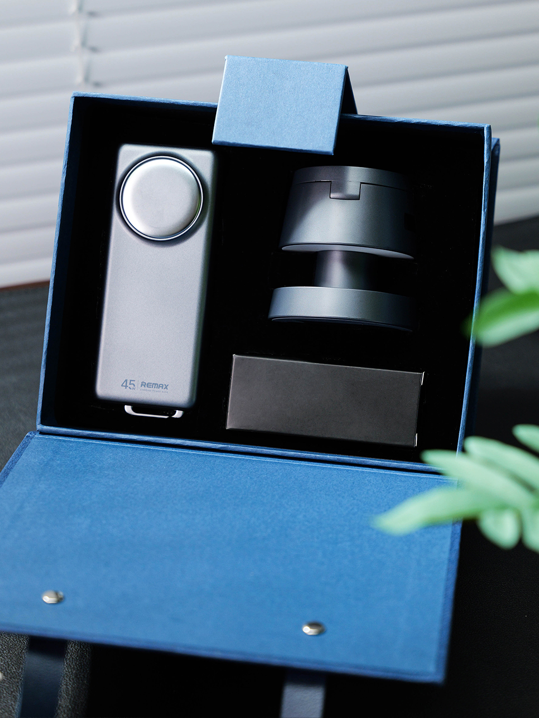 Custom Laptop Power and Wireless Charging Gift Set