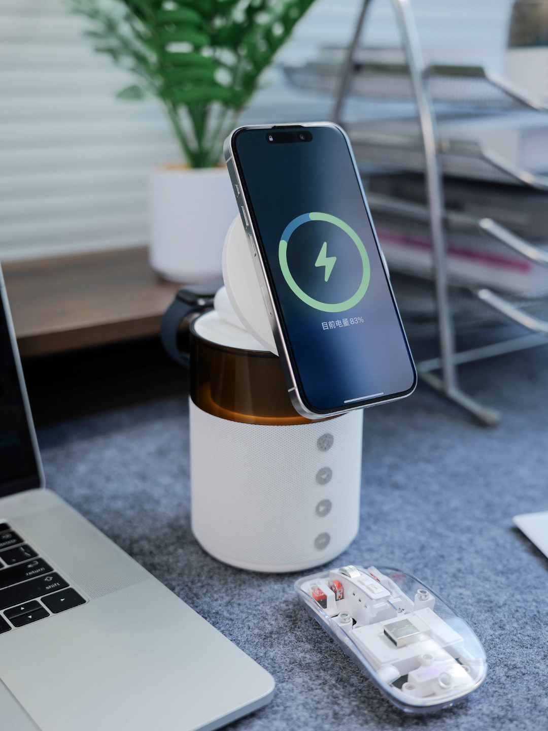 Custom Wireless Charging and Keyboard Gift Set for Executives