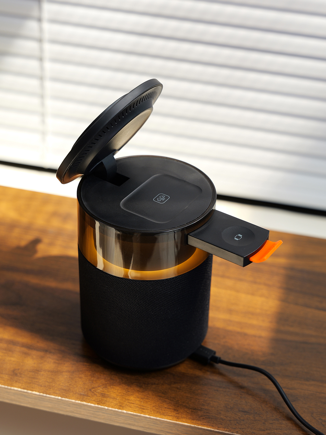 Custom Wireless Charging and Keyboard Gift Set for Executives