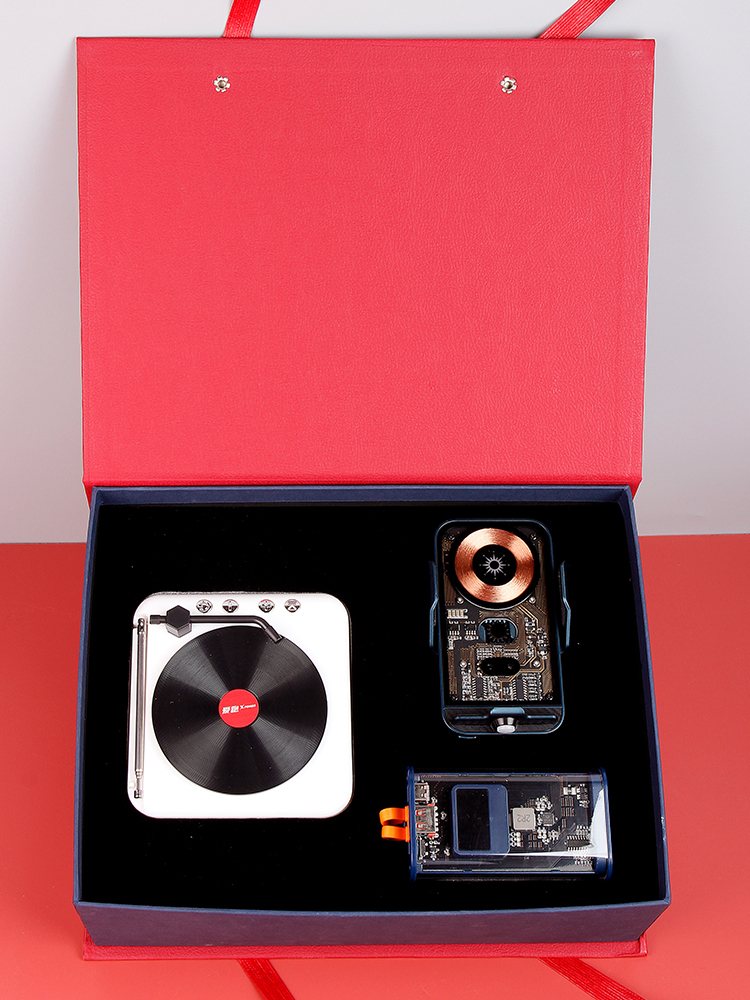 Custom Premium Tech Gift Set for Automotive Client Programs