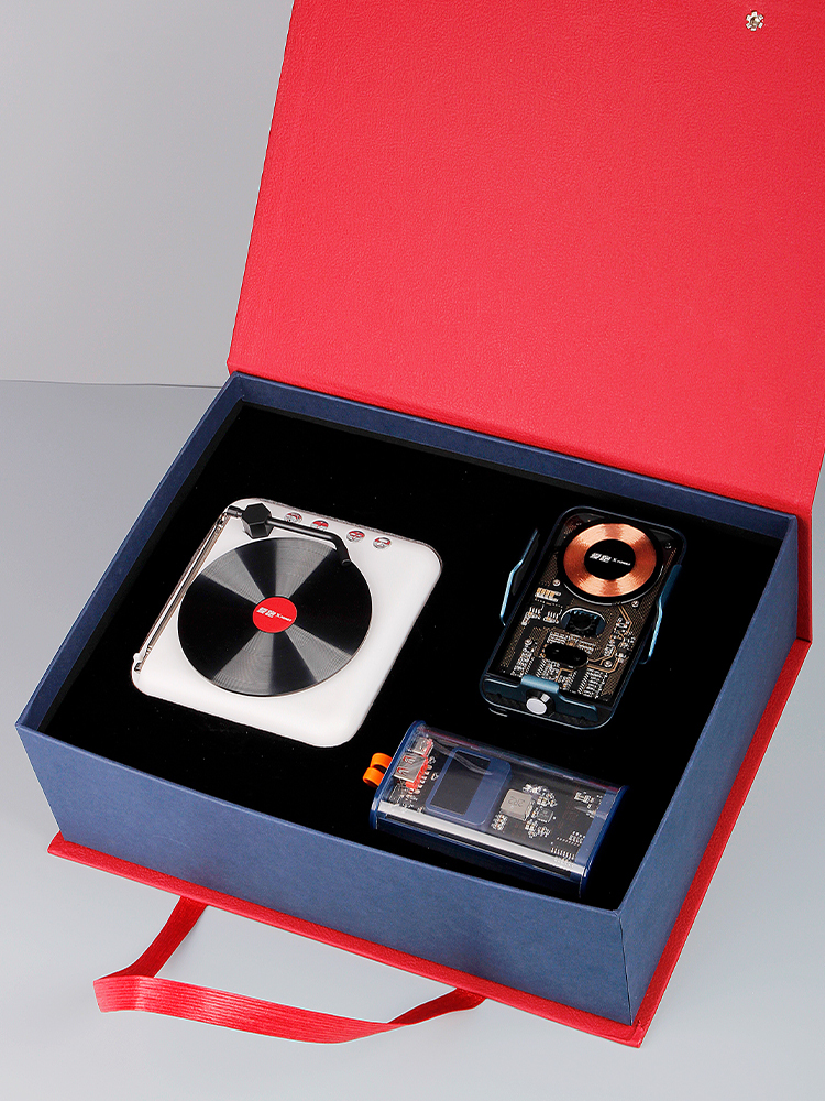 Custom Premium Tech Gift Set for Automotive Client Programs