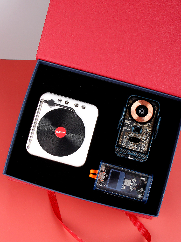 Custom Premium Tech Gift Set for Automotive Client Programs