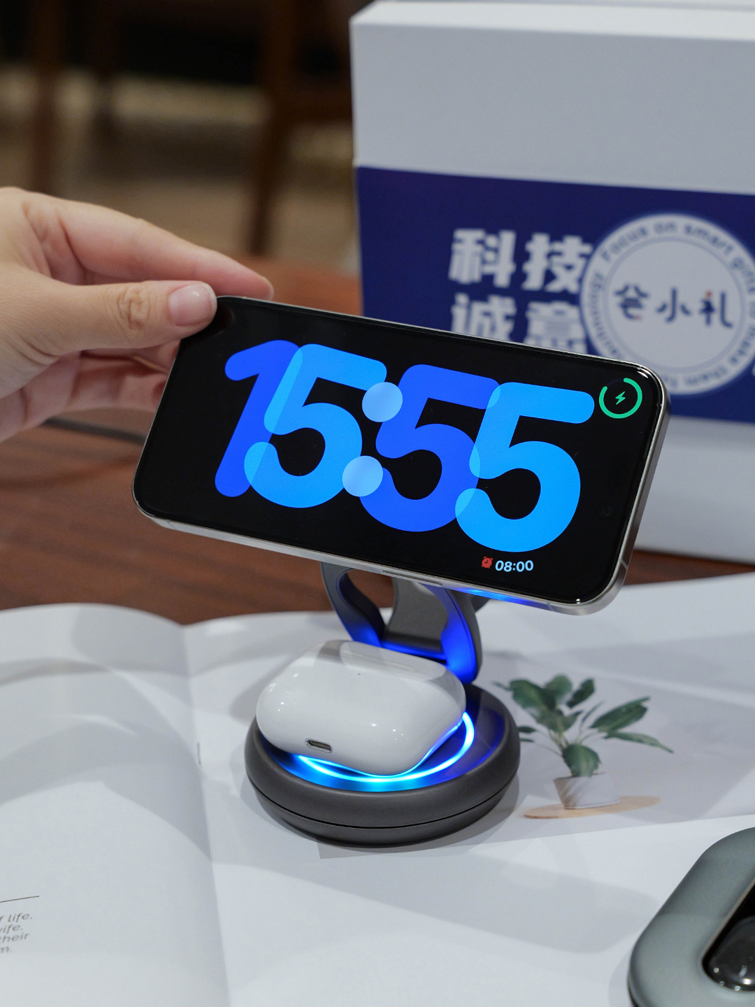 Custom Global Business Travel Gift Set with AI Translation Earbuds