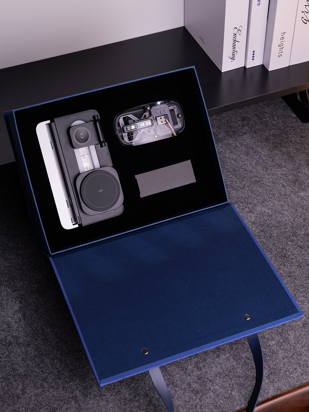Custom Wireless Charging and Transparent Mouse Gift Set