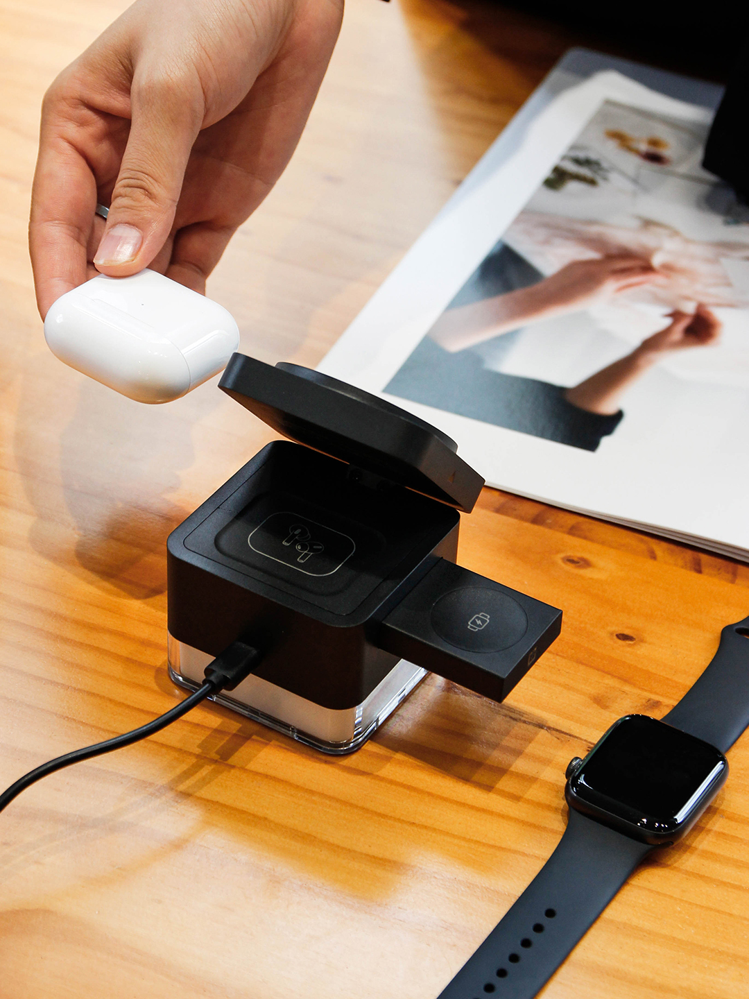 Custom Wireless Charging and Power Bank Gift Set for Executives