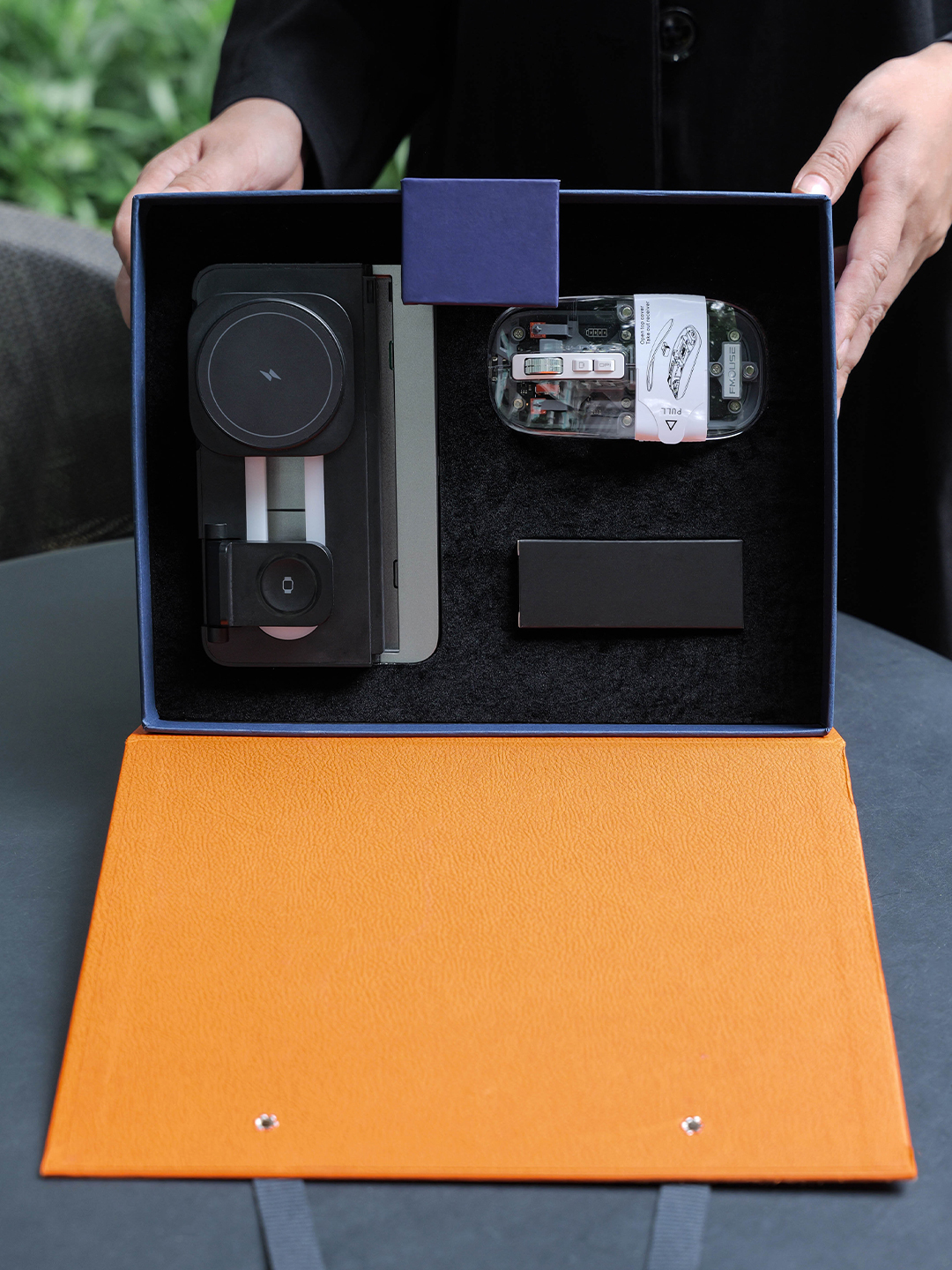 Custom Wireless Charging and Transparent Mouse Gift Set