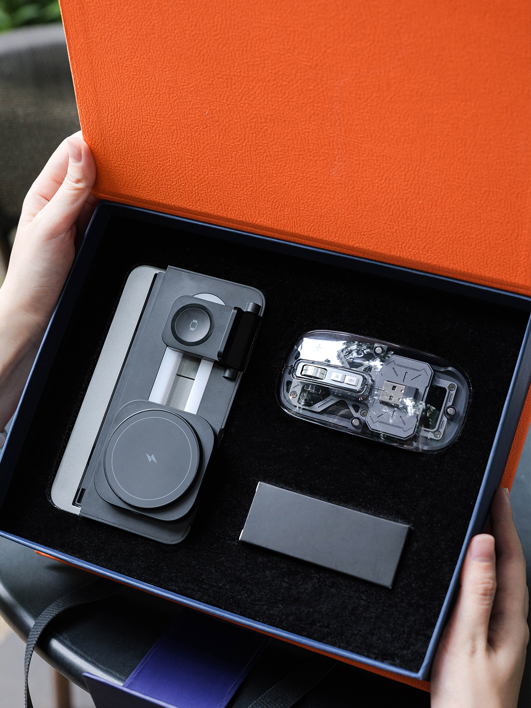 Custom Wireless Charging and Transparent Mouse Gift Set