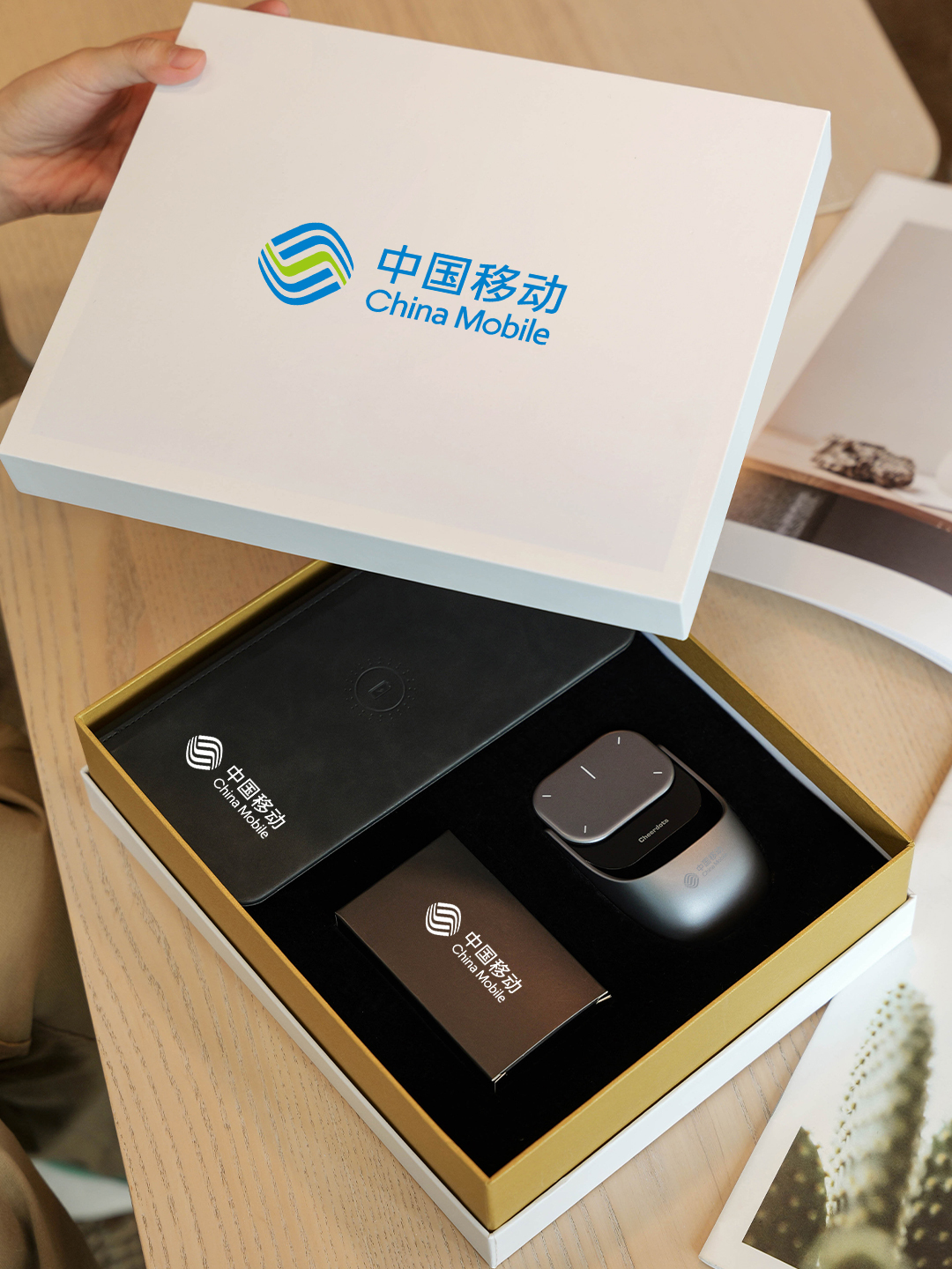 Custom Multifunctional Gift Set with Mouse, Pen and Mouse Pad
