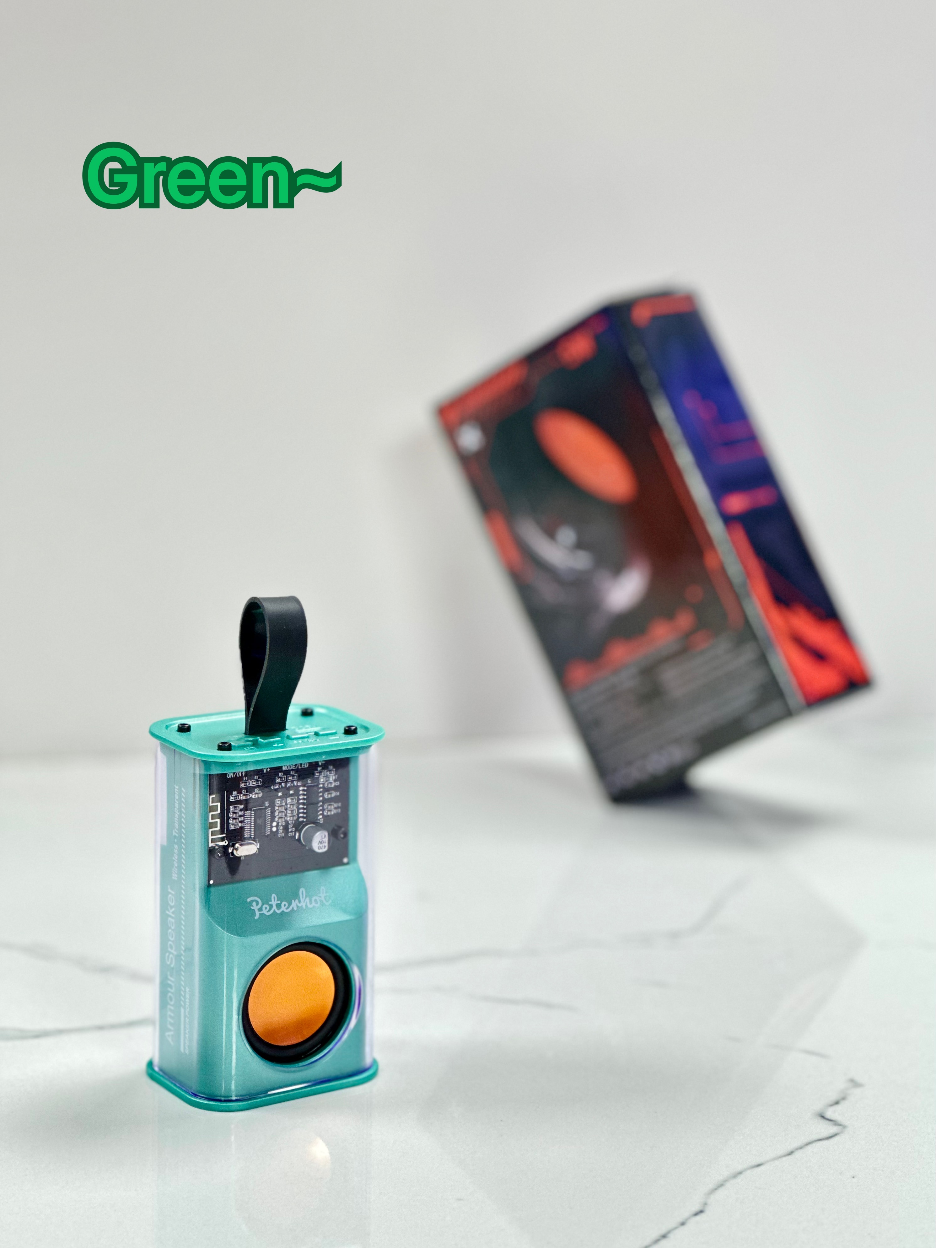 透明 机甲风 蓝牙音箱产品图 4