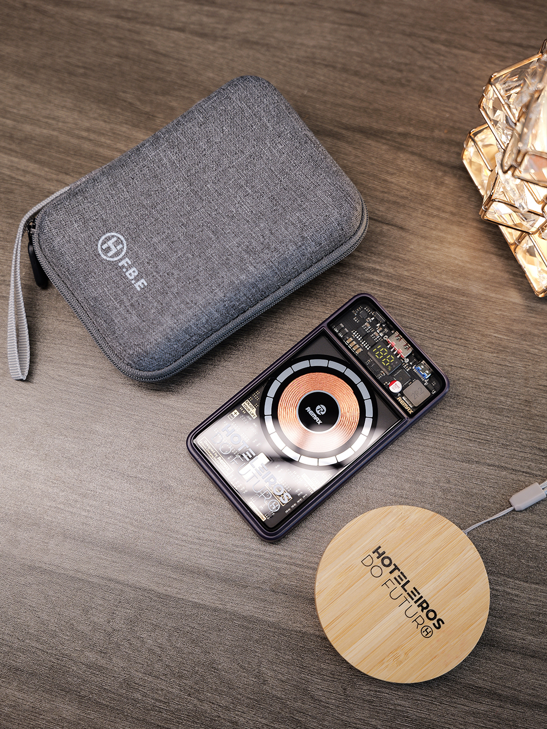 Custom Transparent Magnetic Power Bank Gift Set with Wooden Box