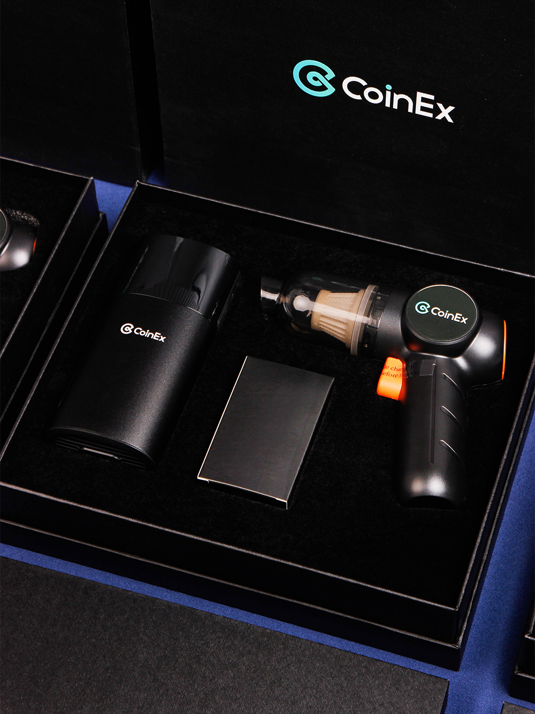 Custom Auto-Care Gift Set with Air Pump and Car Vacuum