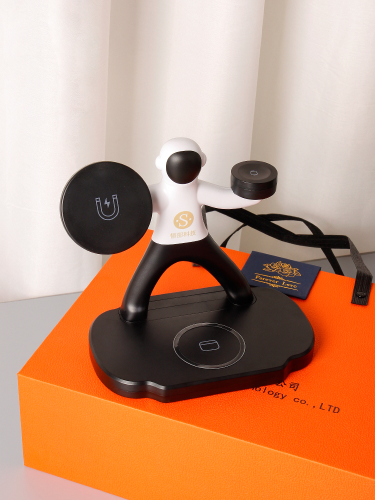 LC-0240  Astronaut 3-in-1 Wireless Charger – Premium Corporate Gift Set