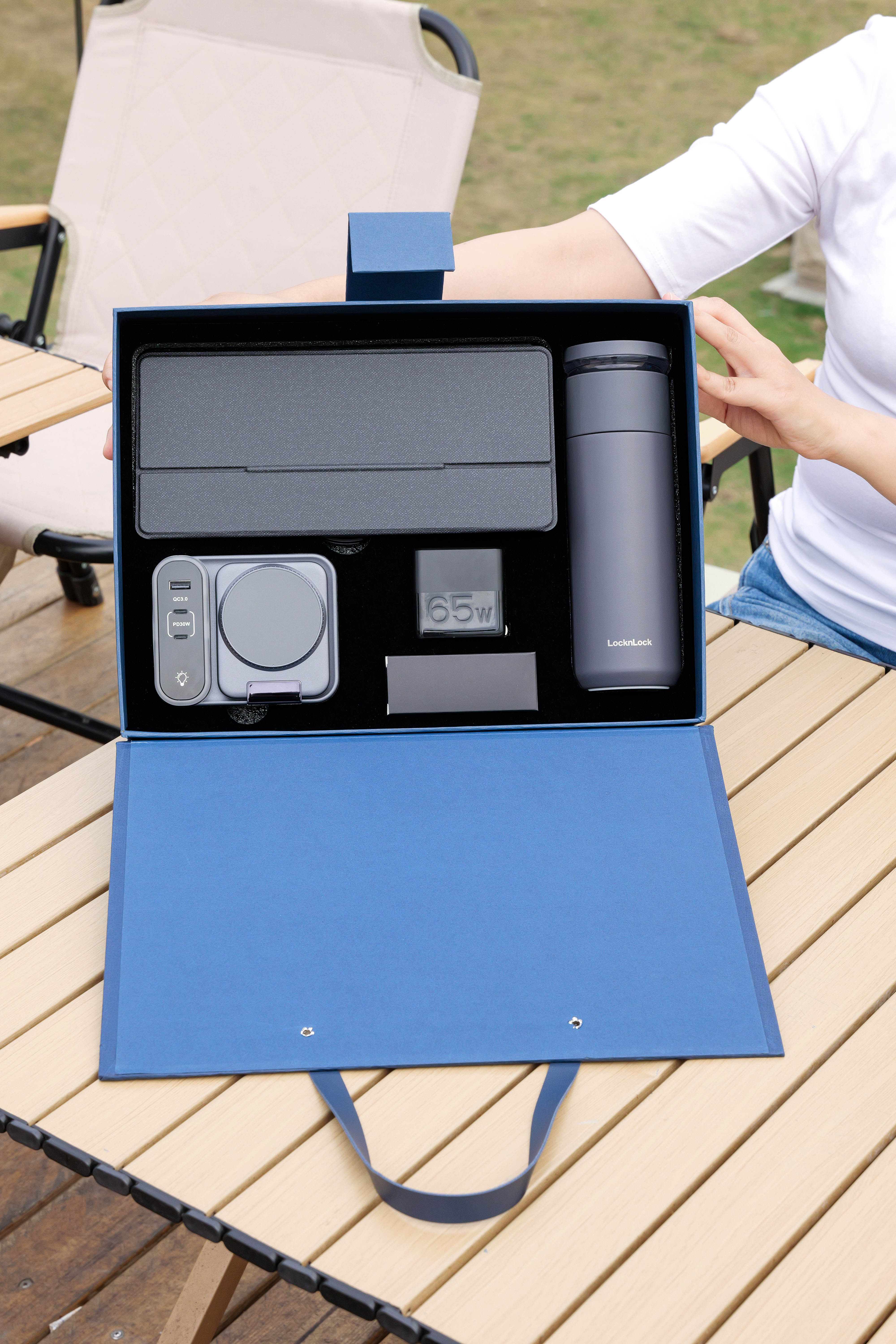 Wireless Charger and Keyboard Tech Gift Set