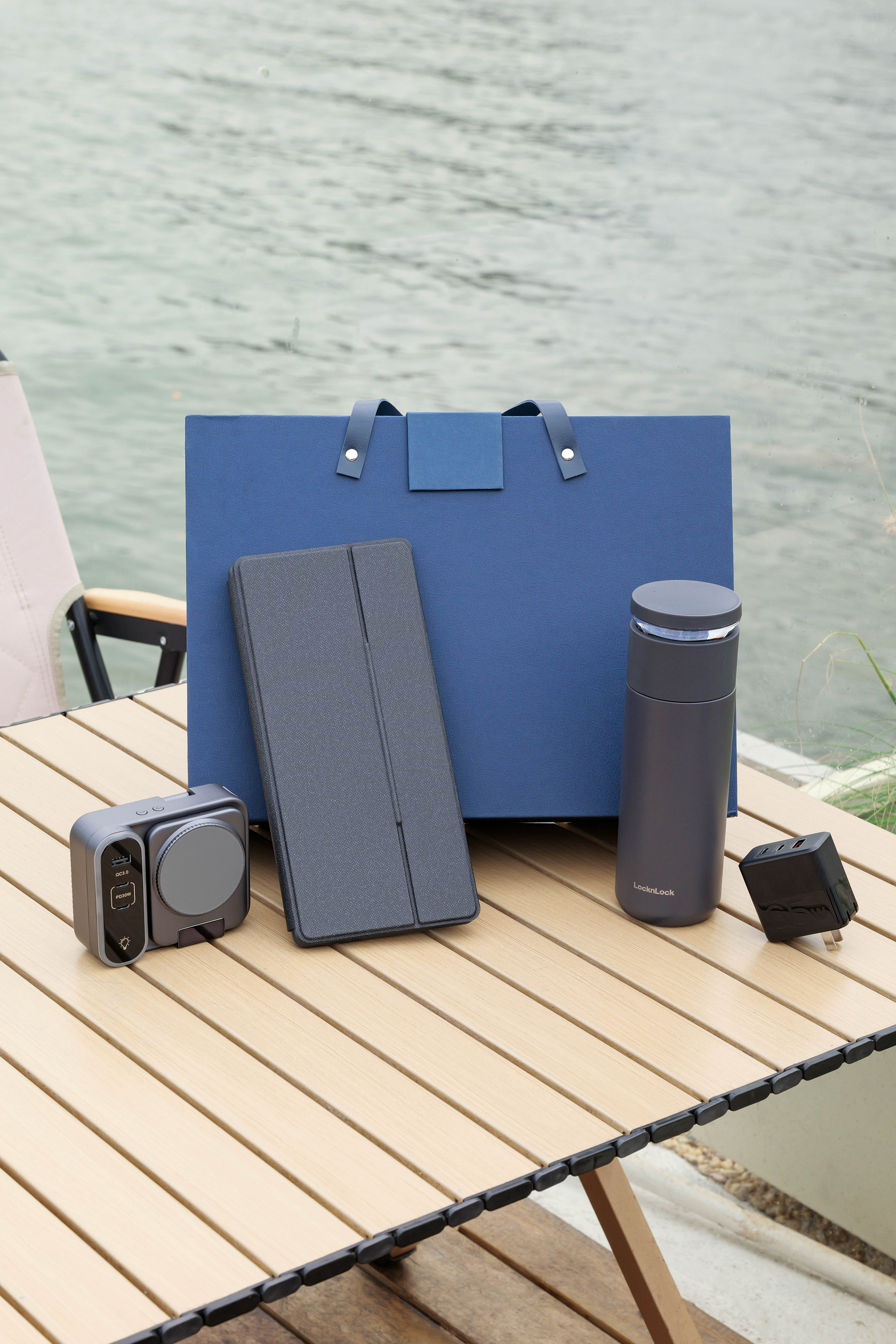 Wireless Charger and Keyboard Tech Gift Set - product view 3