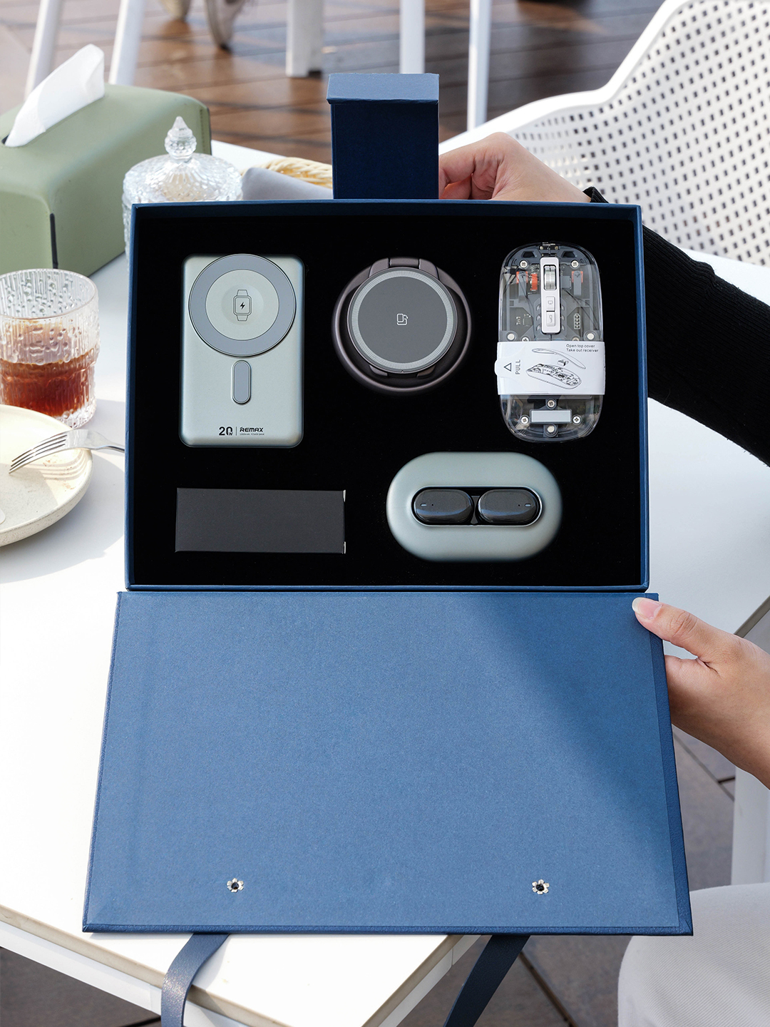 Wireless Charger, Power Bank and AI Earbuds Set