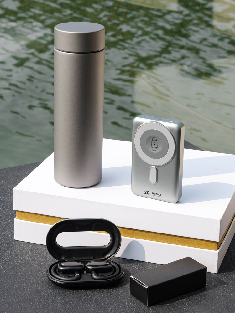Magnetic Wireless Power Bank Gift Set with AI Translator Earbuds & Titanium Tumbler | Phone & Watch Charging | Custom Logo Corporate Gift