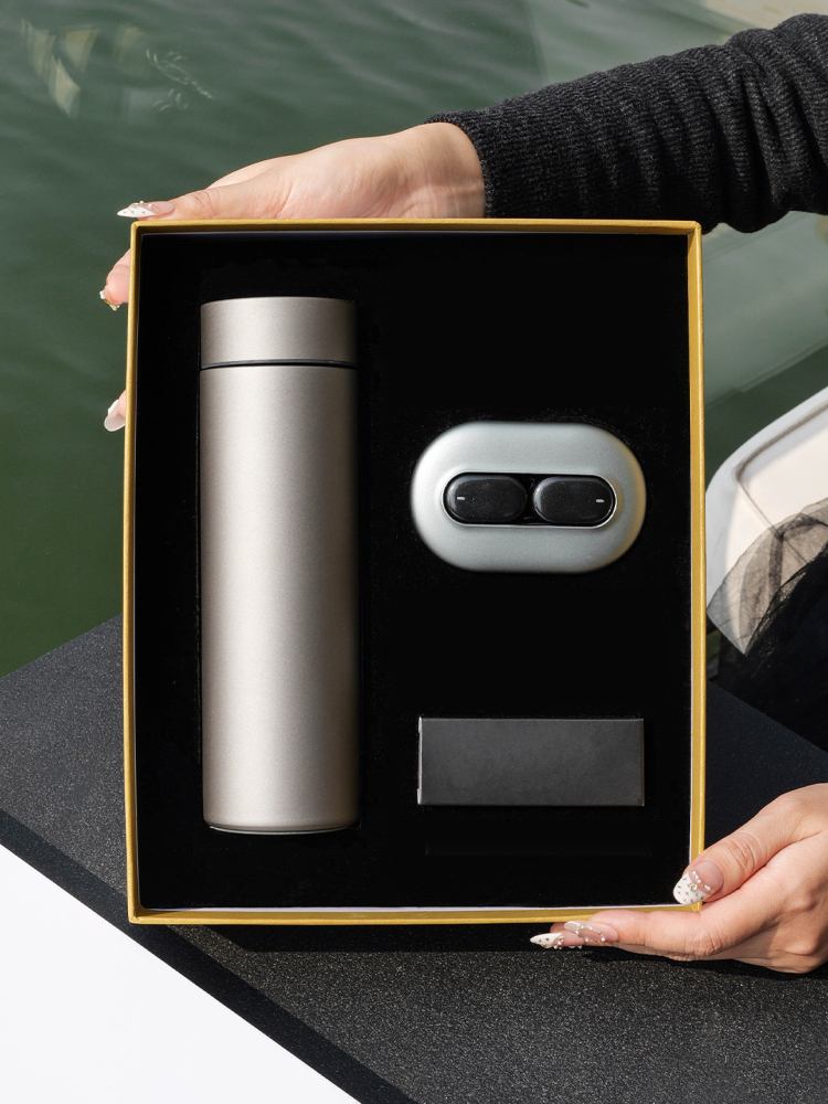 Magnetic Wireless Power Bank Gift Set with AI Translator Earbuds & Titanium Tumbler | Phone & Watch Charging | Custom Logo Corporate Gift