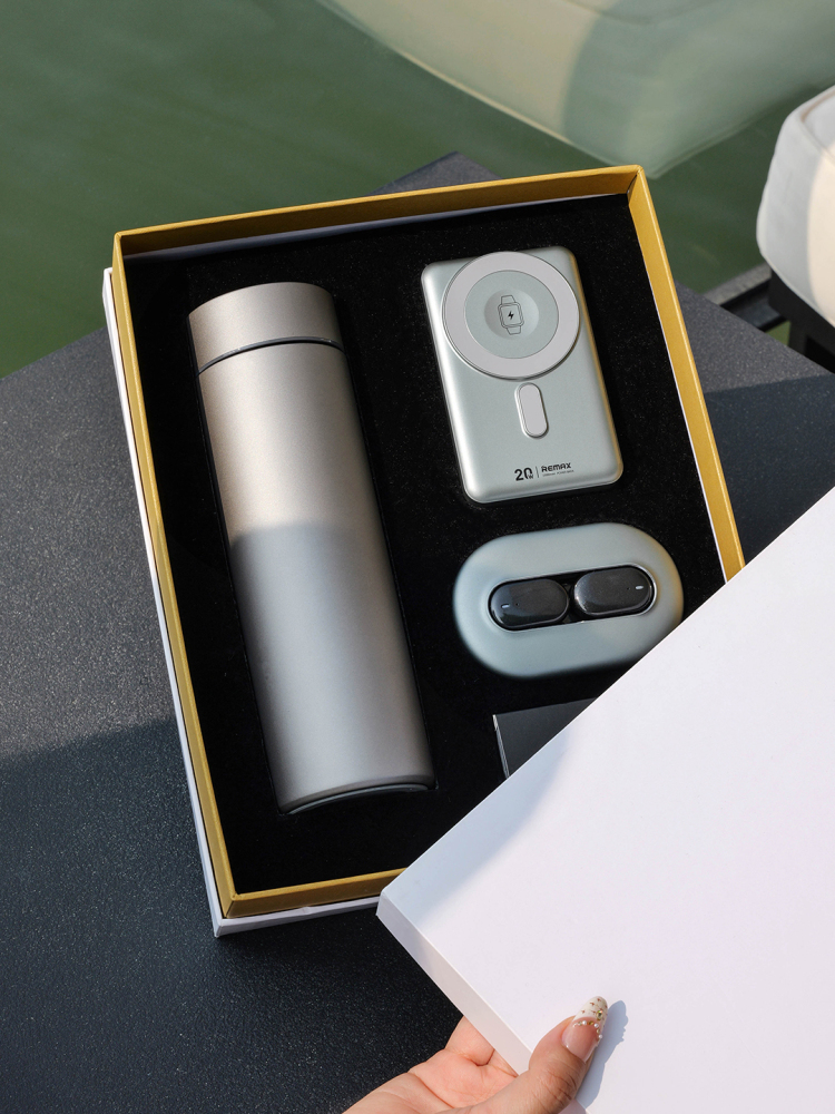 Magnetic Wireless Power Bank Gift Set with AI Translator Earbuds & Titanium Tumbler | Phone & Watch Charging | Custom Logo Corporate Gift