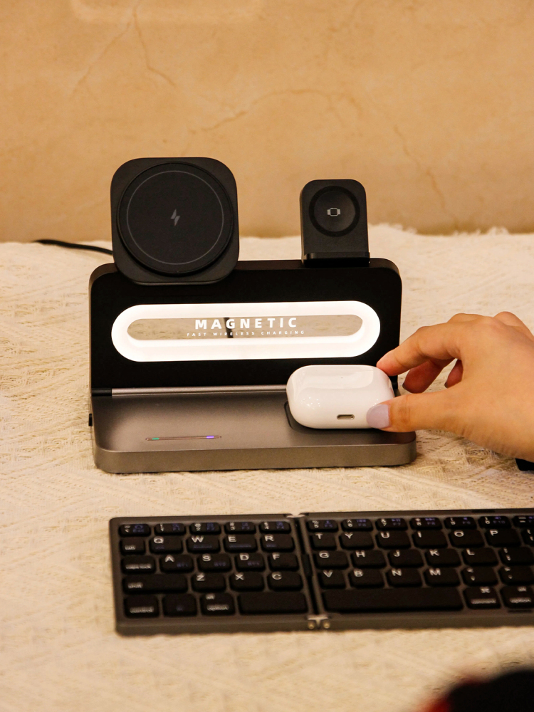Foldable 3-in-1 Magnetic Wireless Charging Gift Set with Foldable Keyboard | Phone, Watch & Earbuds Charger | Custom Logo