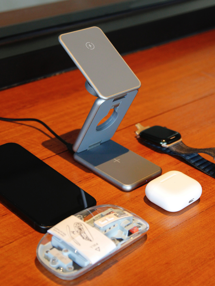 Foldable 3-in-1 Wireless Charging Set with Transparent Mouse  Phone, Watch & Earbuds Charger  Custom Logo Tech Gift