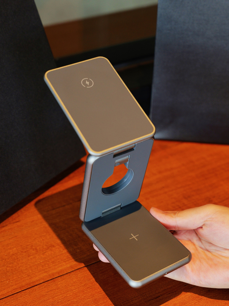 Foldable 3-in-1 Wireless Charging Set with Transparent Mouse  Phone, Watch & Earbuds Charger  Custom Logo Tech Gift