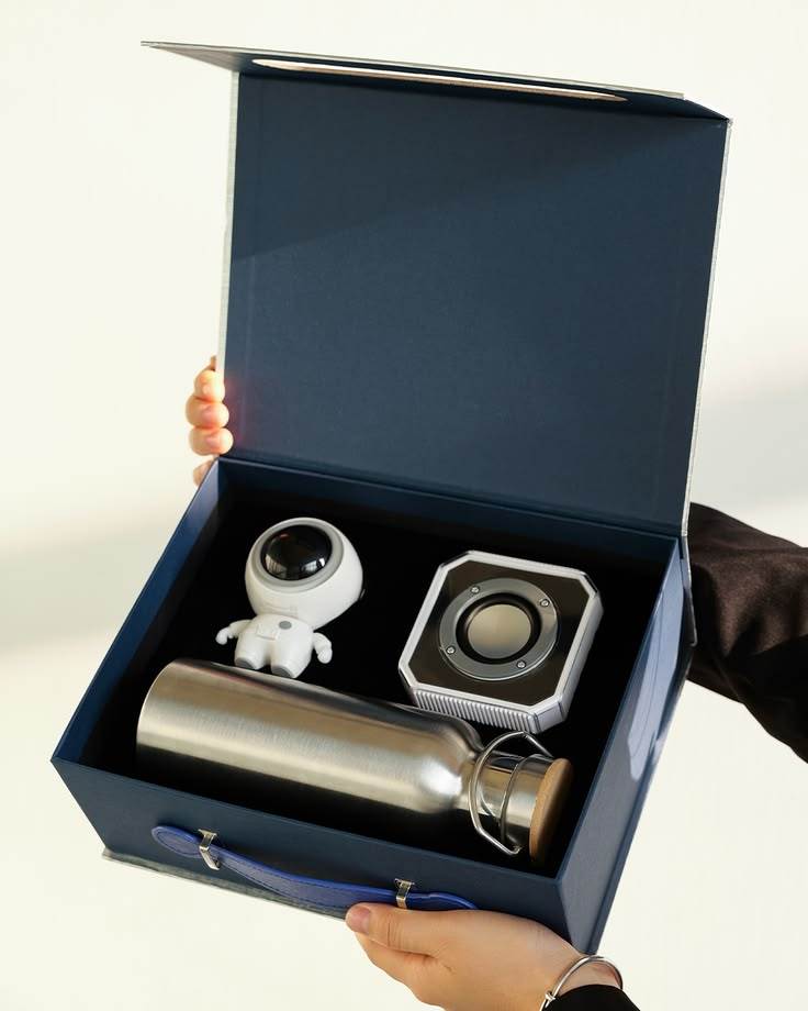 Lifestyle Tech Gift Set with Speaker & Bottle