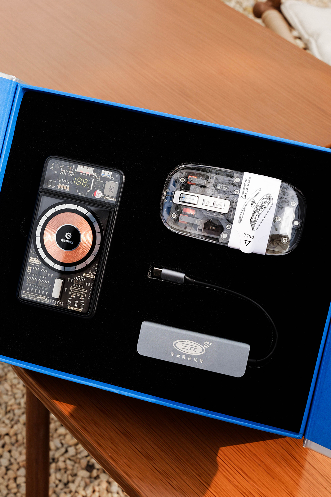Transparent Tech Gift Set with Power Bank - product view 8