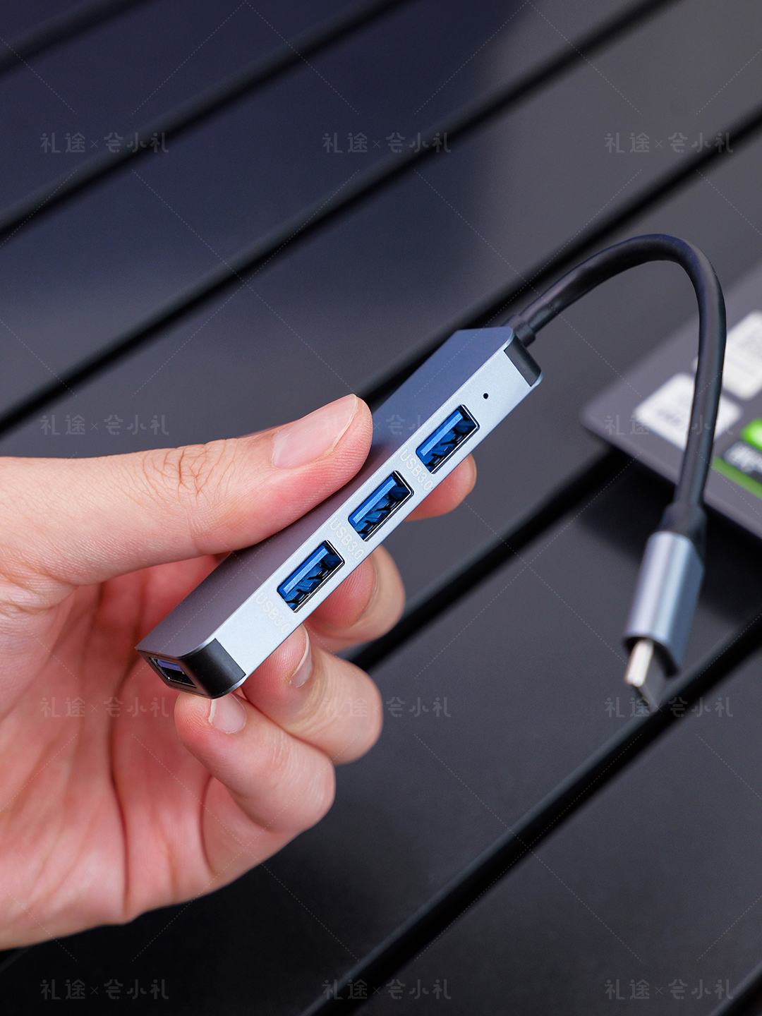 F01 折叠 键盘＋鼠标＋扩展坞＋商务签字笔组合礼盒产品图 9