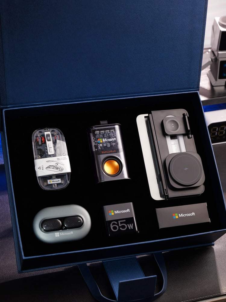 Executive Hybrid Office Tech Gift Set
