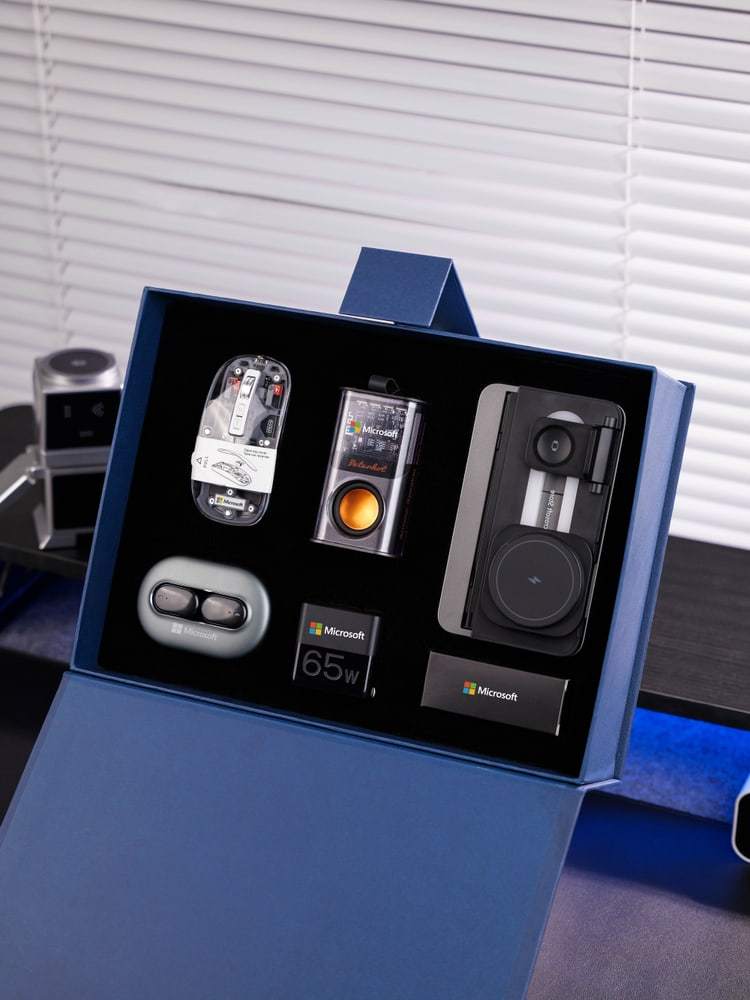 Executive Hybrid Office Tech Gift Set - product view 2