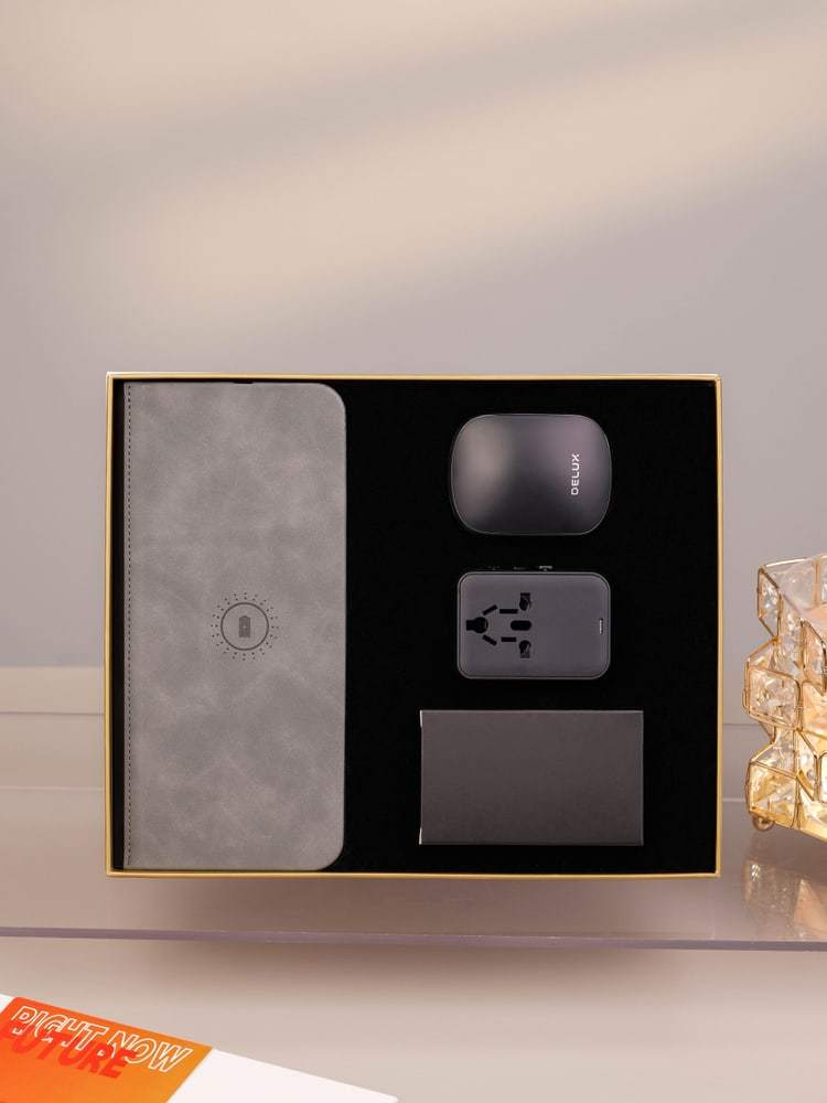 Business Travel Desk Gift Set with Wireless - product view 4