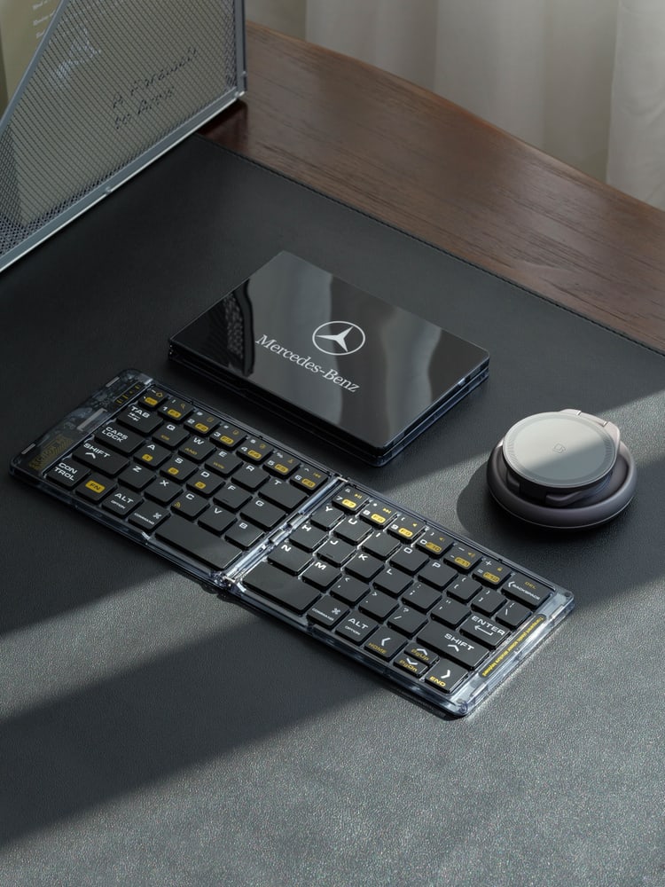 F01 折叠 3合1设计 无线充电器＋键盘组合礼盒产品图 4