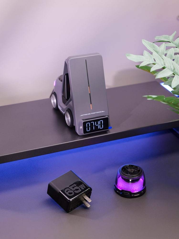 Automotive Wireless Charging Gift Set - product view 6