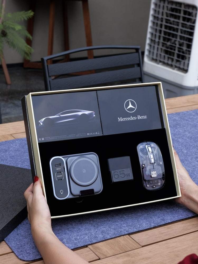 Executive Mobile Office Charging Gift Set - product view 6