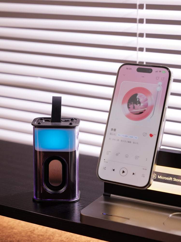 Executive Hybrid Office Tech Gift Set - product view 9
