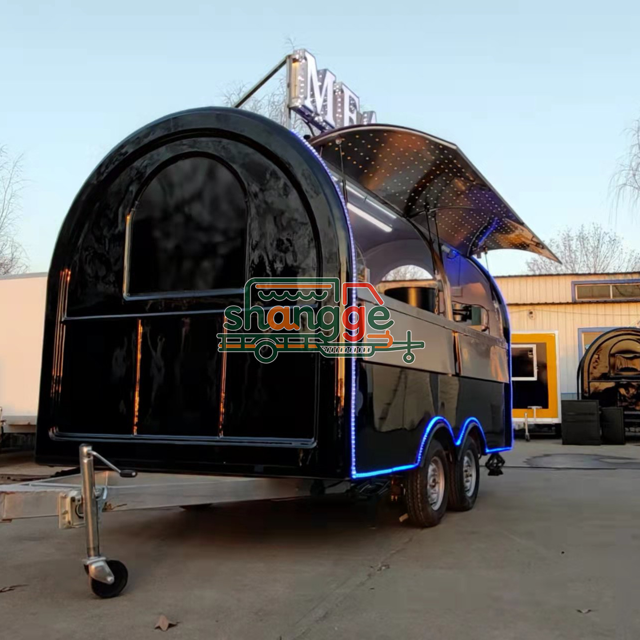 Round Food Trailer