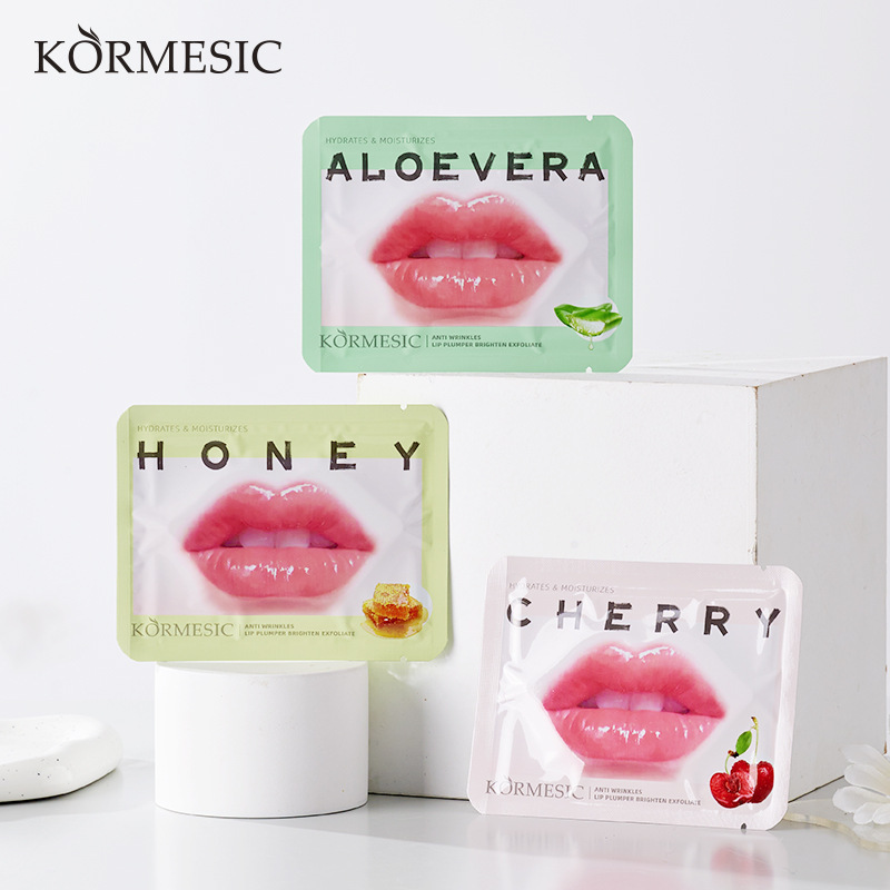 KORMESIC全英文滋润补水保湿秋冬季防干裂唇膜Labial membrane