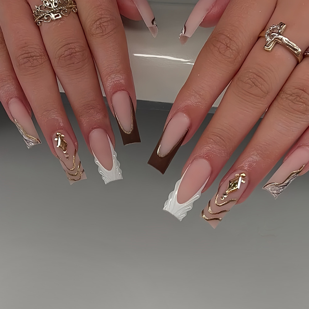 跨境热售方型假指甲法式白边晕染爆闪棱形水钻穿戴甲甲片成品批发