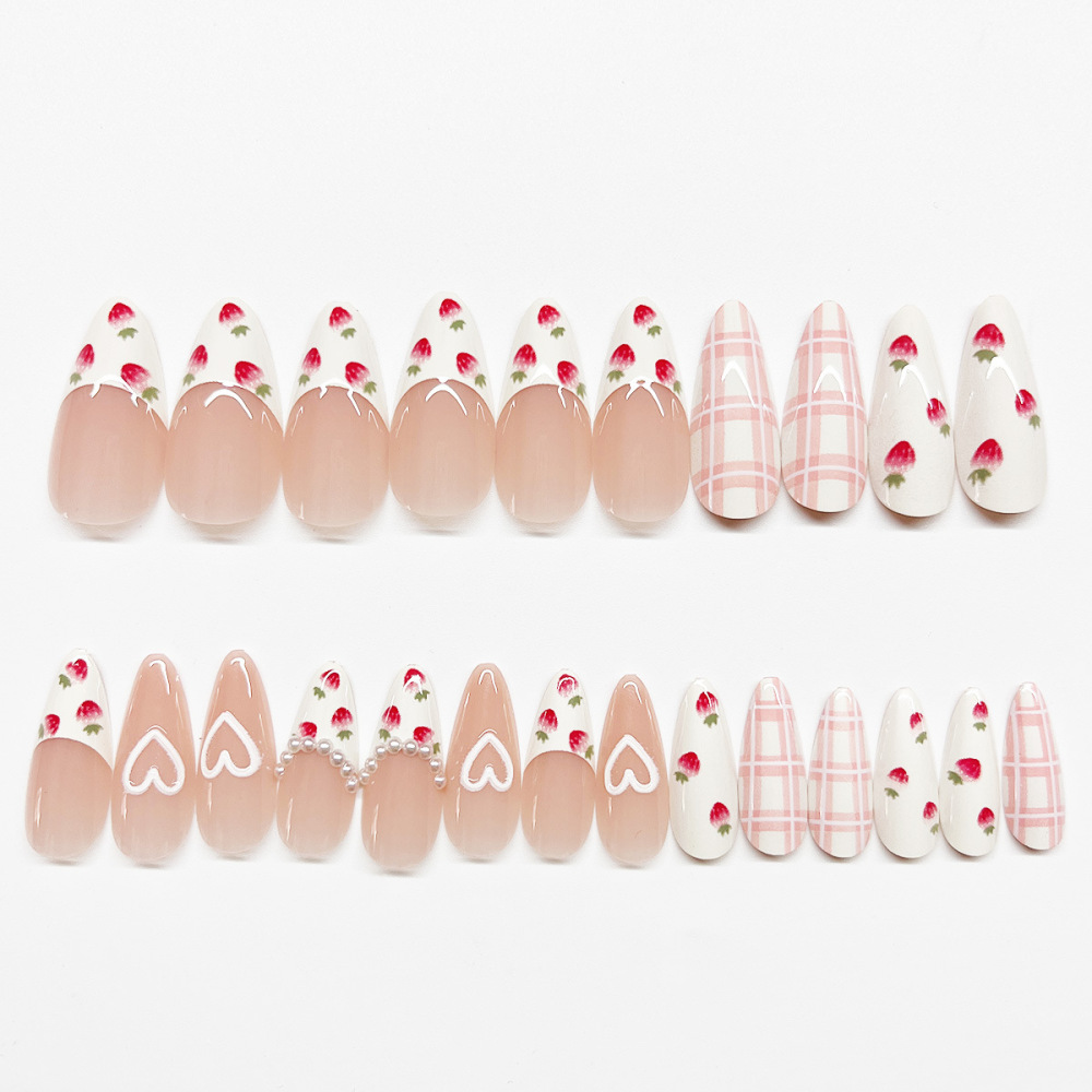 中长款芭蕾甲珍珠爱心美甲欧美热销可爱甜美草莓假指甲穿戴甲批发