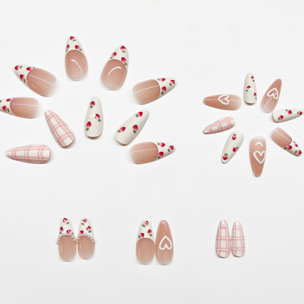中长款芭蕾甲珍珠爱心美甲欧美热销可爱甜美草莓假指甲穿戴甲批发