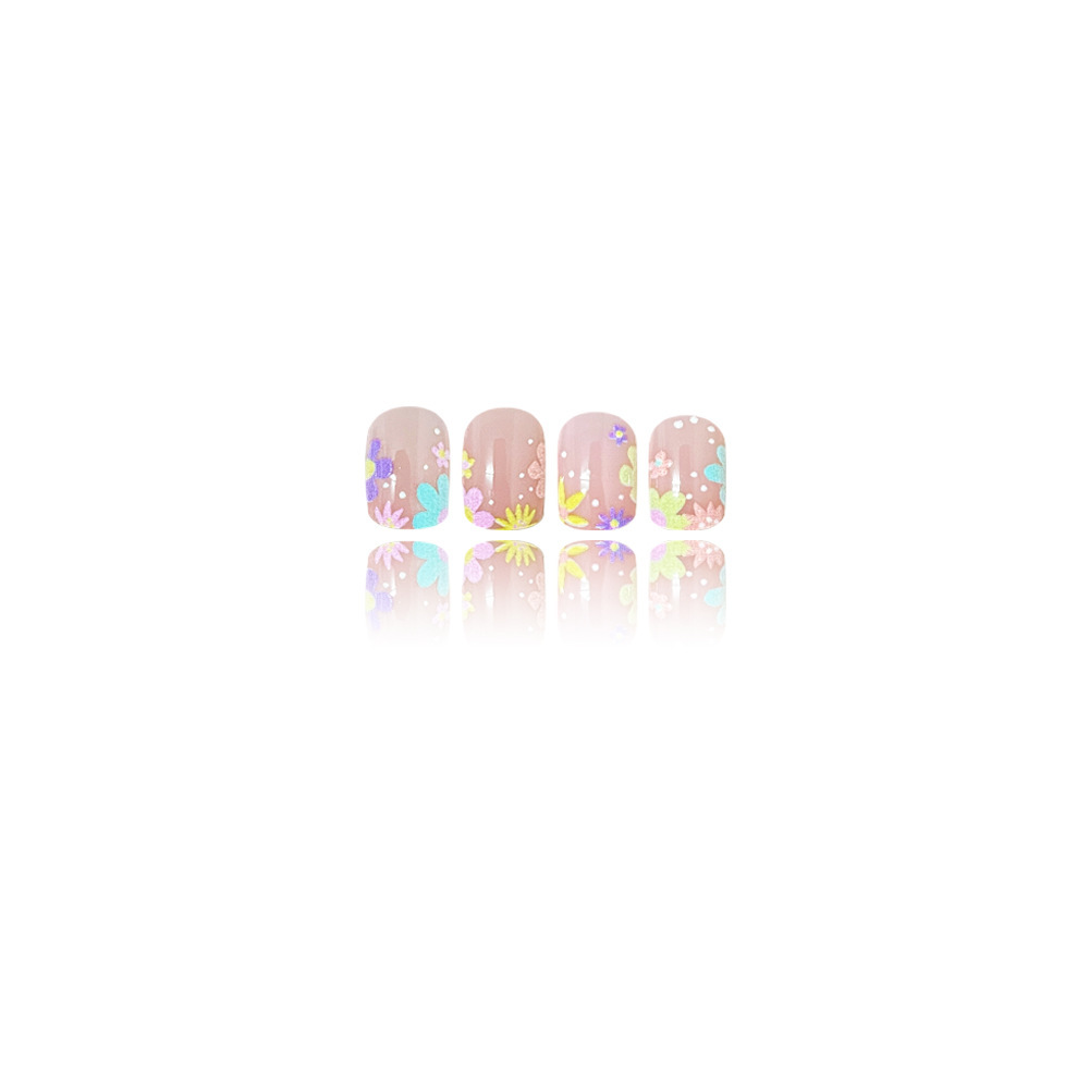 新年春季花朵法式短款方形指甲片雏菊穿戴甲Press On Nails假指甲