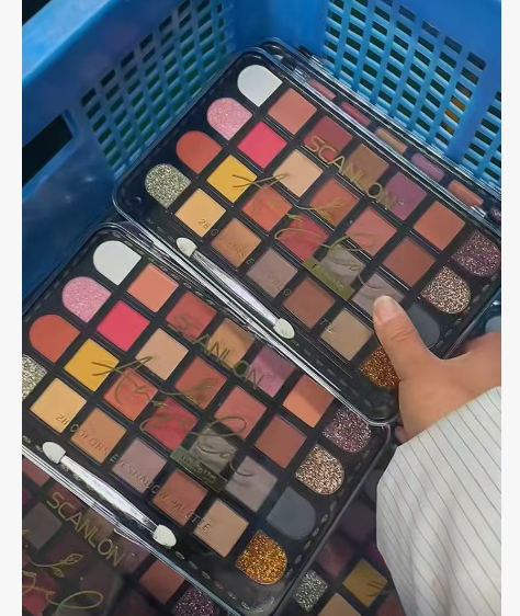 makeup platte 28 color eyeshadow contour