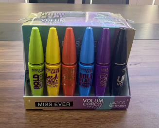 MISS EVER 4-Brush Waterproof Volumizing Mascara