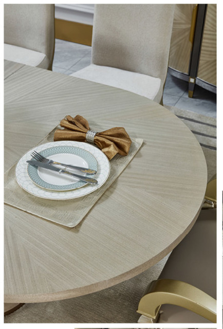 Elegant Oval Extendable Wooden Dining Room Set