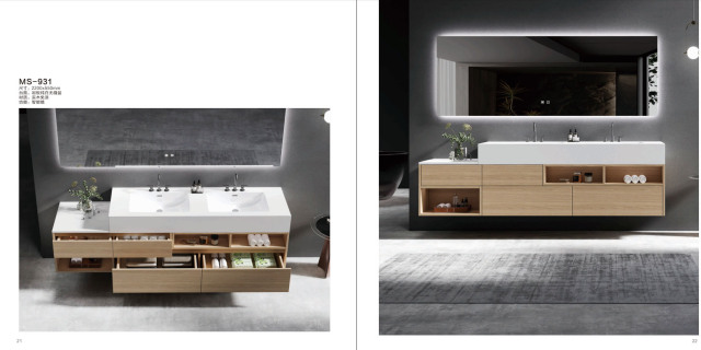 Natural Wood-Colored Wall-Mounted Bathroom Cabinet