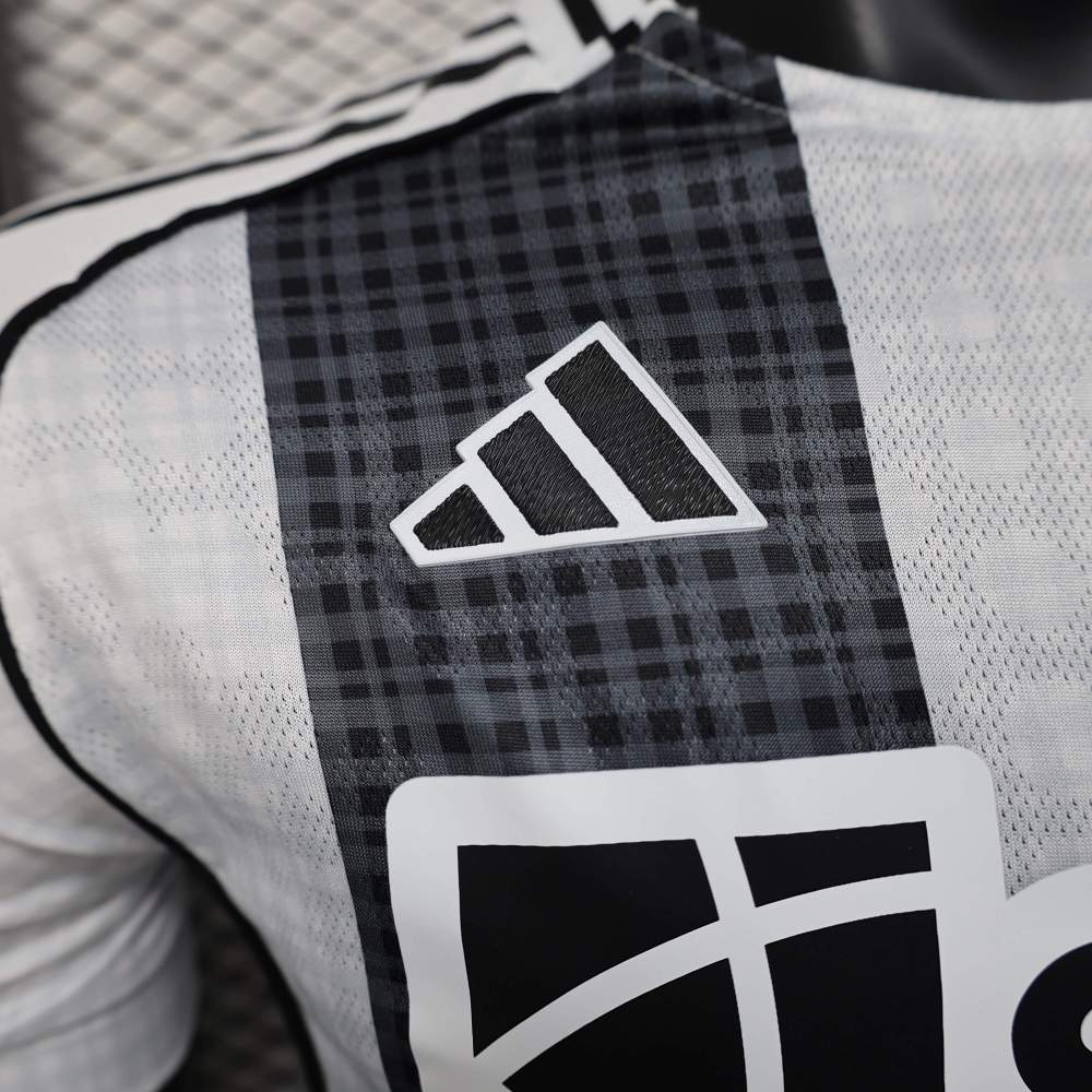 Newcastle United Shirt Home Jersey Player Version 25-26