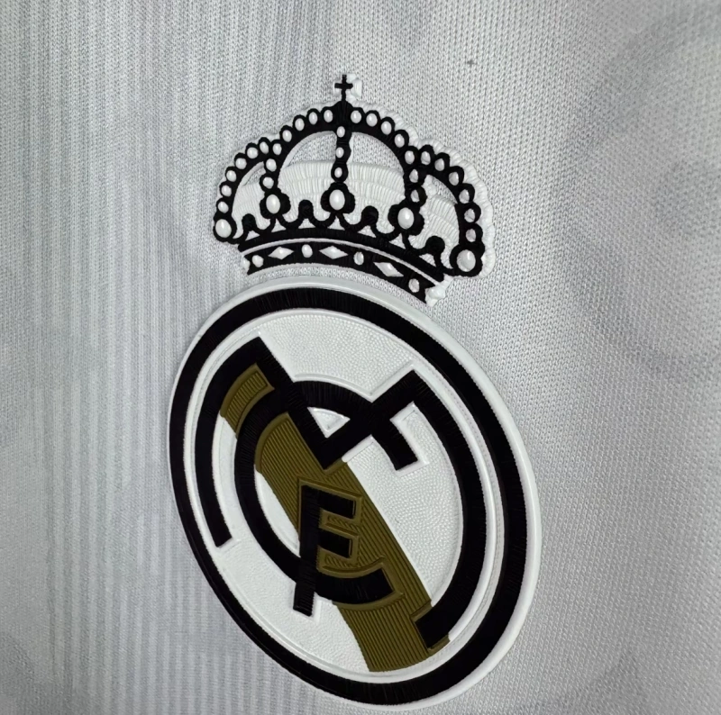 2025-26 Real Madrid LV co-branded player version jersey football shirt